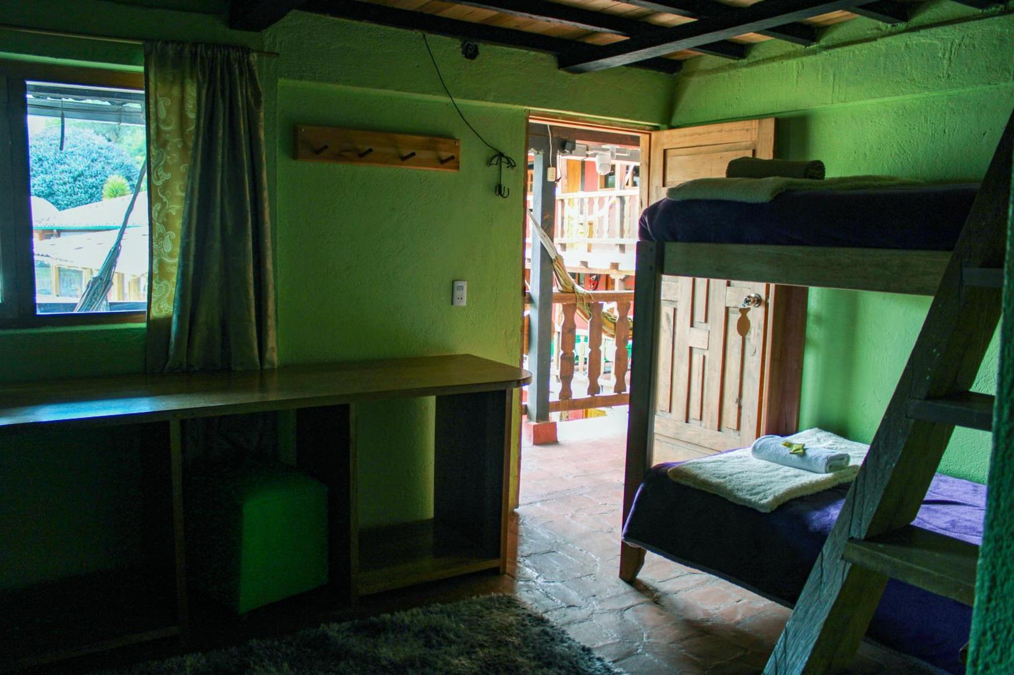 Hostal Cloud Forest Chugchilan ภายนอก รูปภาพ